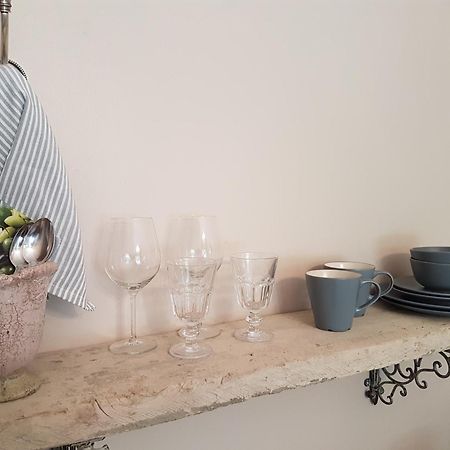 35 On Basil Otel Caledon Dış mekan fotoğraf
